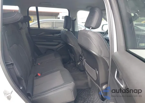 2023 Jeep Grand Cherokee Laredo 4X2 из США, поврежденный, VIN 1C4RJGAG2PC534408